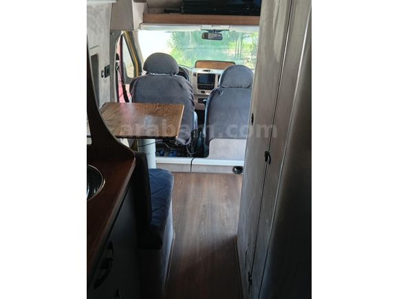 SAHİBİNDEN TEMİZ MOTOKARAVAN