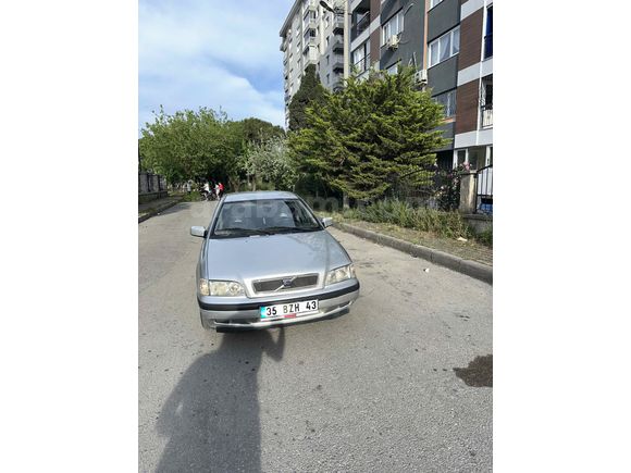 Sahibinden Volvo S40 1.6 2000 Model 