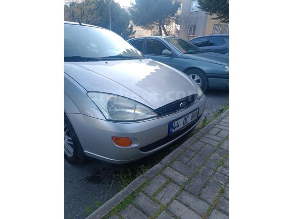 Sahibinden Ford Focus 1.6 Ghia 2001 Model İstanbul