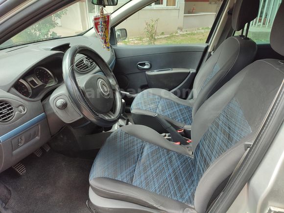 Sahibinden Renault Clio 1.2 Extreme 2009 Model
