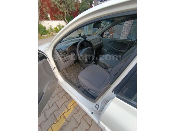 Sahibinden Kia Rio 1.3 Trend 2003 Model