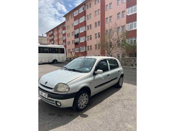 Sahibinden Renault Clio 1.4 RTA 1999 Model 