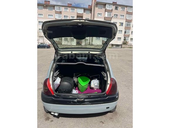 Sahibinden Renault Clio 1.4 RTA 1999 Model 