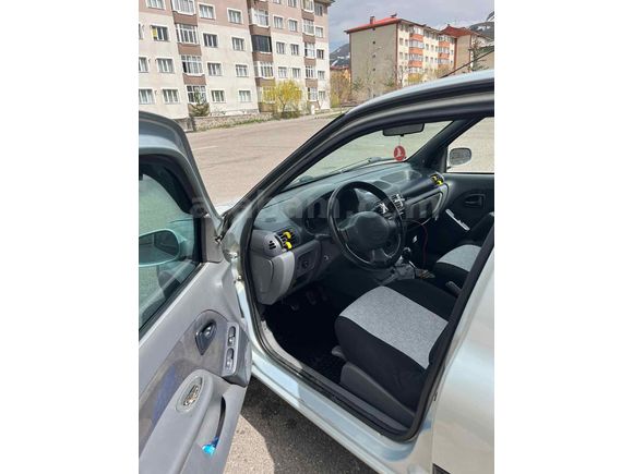 Sahibinden Renault Clio 1.4 RTA 1999 Model 
