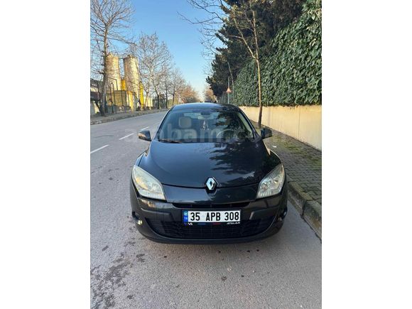 Sahibinden Renault Megane 1.6 Privilege 2011 Model İstanbul 185.000 km Füme