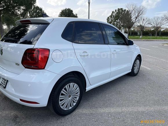 2015 MODEL 1.4 TDI POLO TRENDLINE
