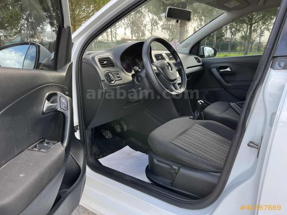 2015 MODEL 1.4 TDI POLO TRENDLINE