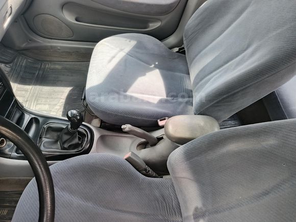 Sahibinden Hyundai Elantra 1.6 GLS 2001 Model