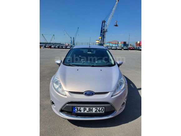 Sahibinden Ford Fiesta 1.4 Titanium 2012 Model