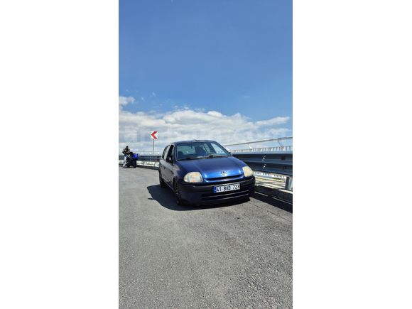 Sahibinden Renault Clio 1.4 RTA 2001 Model
