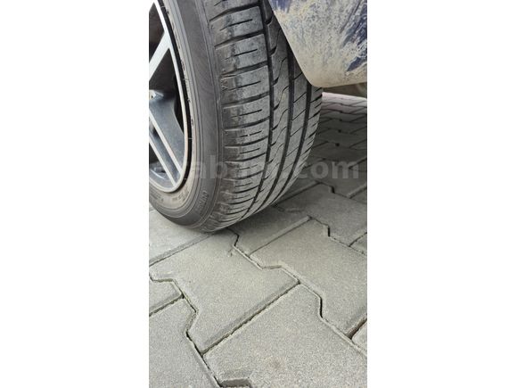 Sahibinden Renault Clio 1.4 RTA 2001 Model