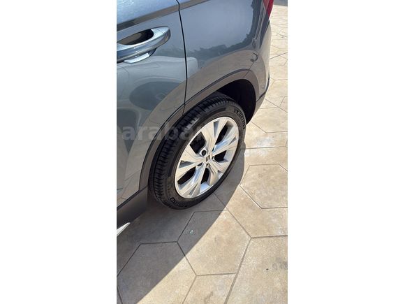 Sahibinden Seat Ateca 1.5 EcoTSI Xperience 2021 Model 