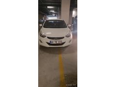 Sahibinden Hyundai Elantra 1.6 D-CVVT Mode Plus 2012 Model  195.000 km Beyaz