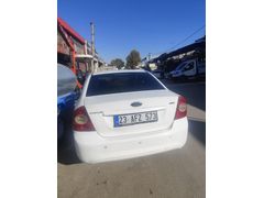 Sahibinden Ford Focus 1.6 TDCi Titanium X 2010 Model  264.000 km Beyaz
