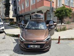 Sahibinden Hyundai i20 1.4 MPI Style 2015 Model 