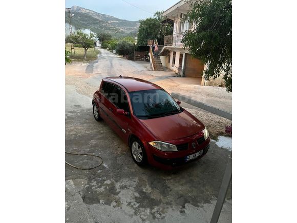 Sahibinden Renault Megane 1.4 Authentique 2005 Model