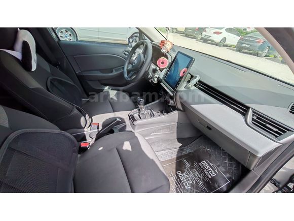 2023 Clio 5 1.0 SCe Mineral Gri 