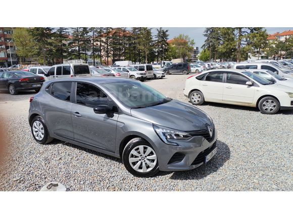 2023 Clio 5 1.0 SCe Mineral Gri 