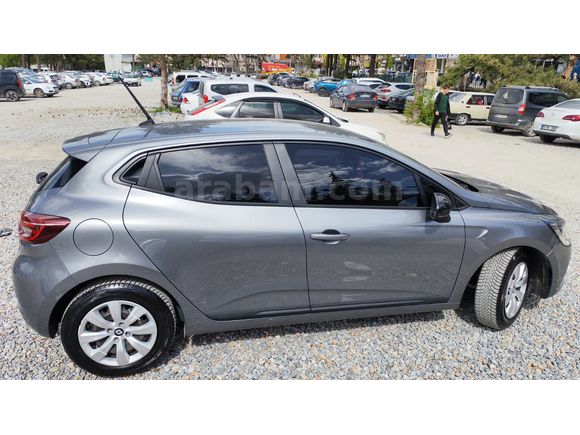 2023 Clio 5 1.0 SCe Mineral Gri 