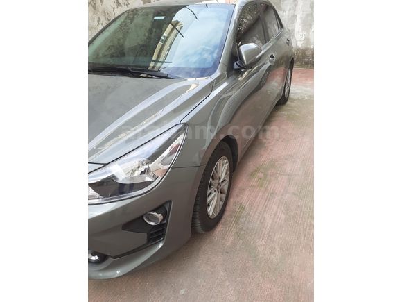 Sahibinden Kia Rio 1.4 CVVT Elegance Tekno 2021 Model  24.000 km Yeşil (metalik)