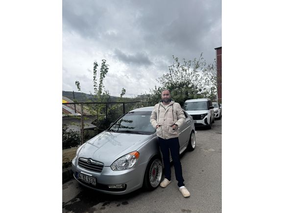 Sahibinden Hyundai Accent Era 1.6 Select 2009 Model  880.000 km Gri (metalik)