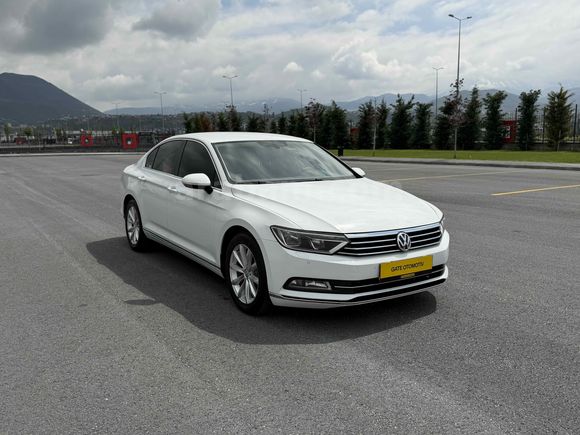 2016 PASSAT B8 1.6 TDI BLUEMOTION DEĞİŞENSİZ KARTA 12 TAKSİT