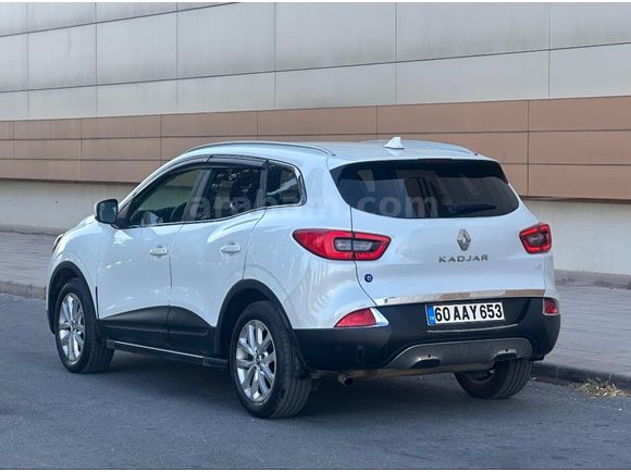 Sahibinden Renault Kadjar 1.2 TCe Touch 2015 Model