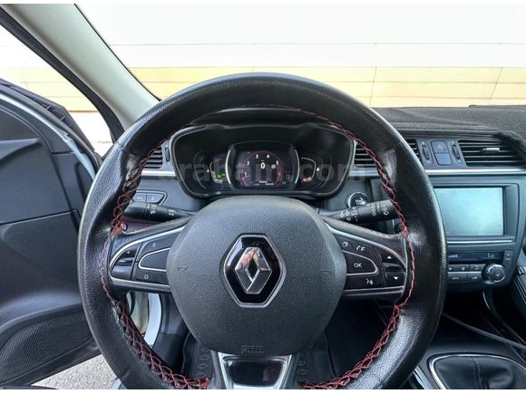 Sahibinden Renault Kadjar 1.2 TCe Touch 2015 Model