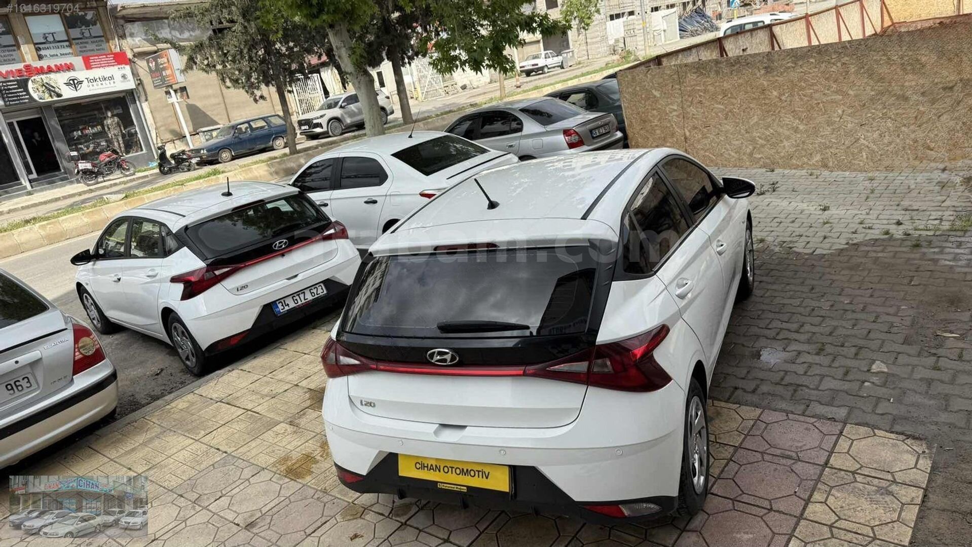 Galeriden Hyundai i20 1.4 MPI Jump 2020 Model Kahramanmaraş 127.000 km Beyaz 3