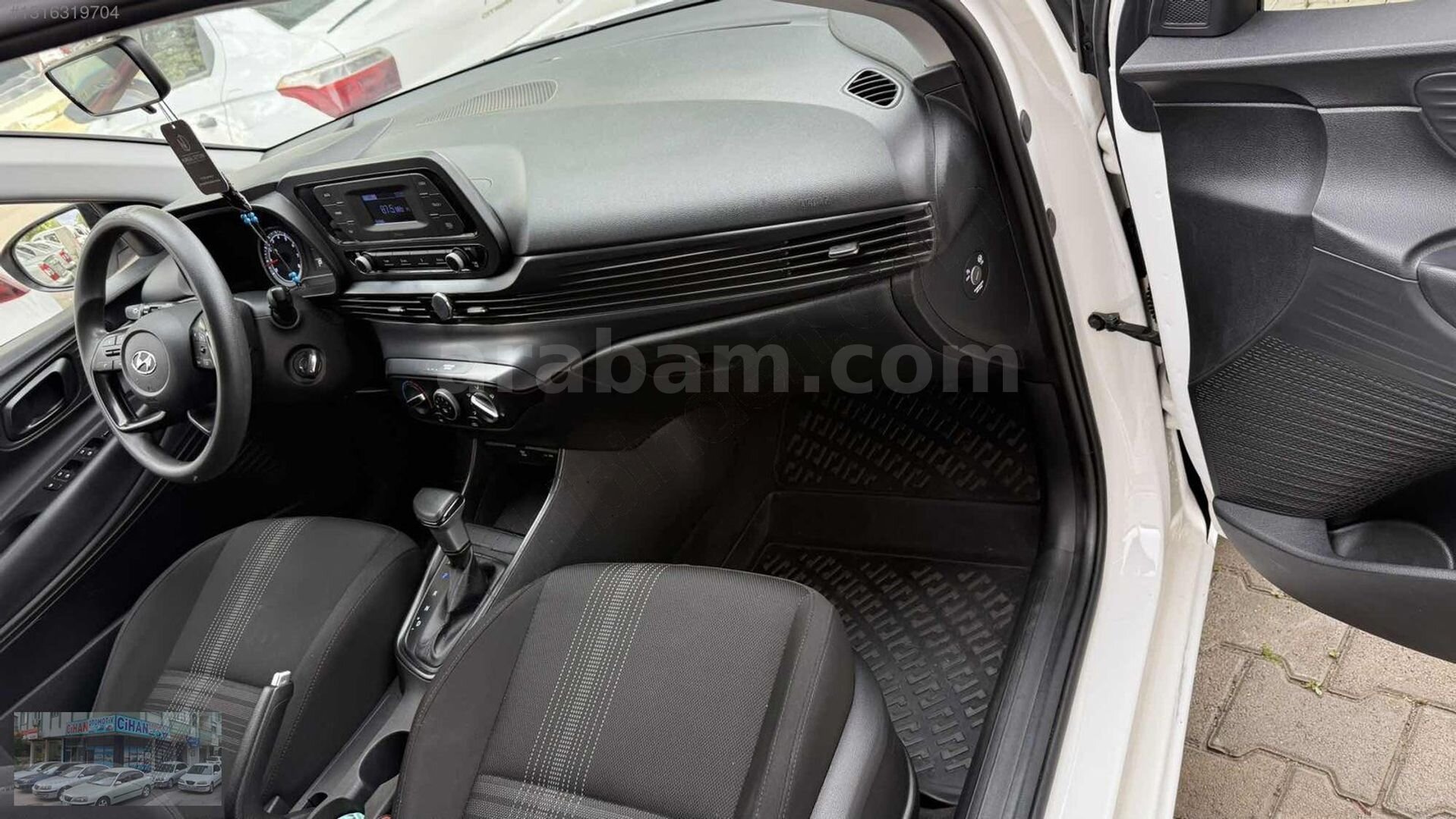 Galeriden Hyundai i20 1.4 MPI Jump 2020 Model Kahramanmaraş 127.000 km Beyaz 6
