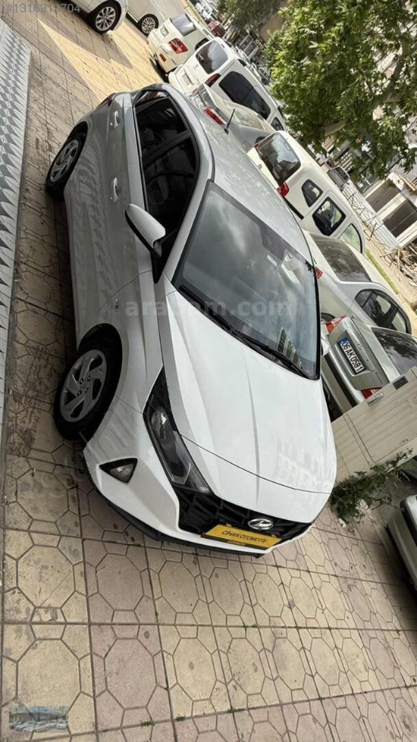 Galeriden Hyundai i20 1.4 MPI Jump 2020 Model Kahramanmaraş 127.000 km Beyaz 2