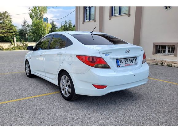 400 BİN TL PEŞİNATLI HYUNDAİ ACCENT BLUE 1.6 CRDI MODE PLUS DCT