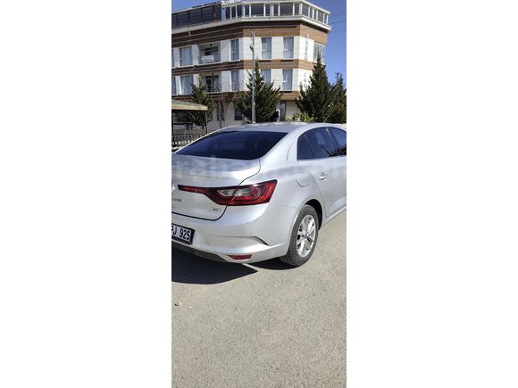 Sahibinden Renault Megane 1.5 dCi Touch 2018 Model