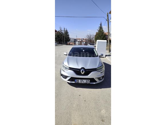 Sahibinden Renault Megane 1.5 dCi Touch 2018 Model