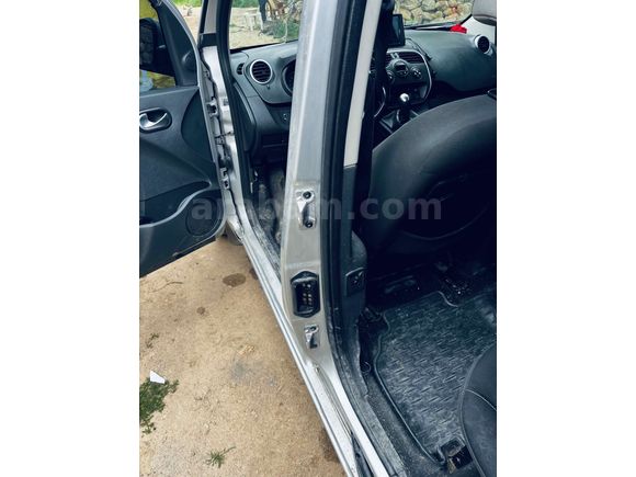 Sahibinden Renault Kangoo Multix 1.5 dCi Extreme 2014 Model 