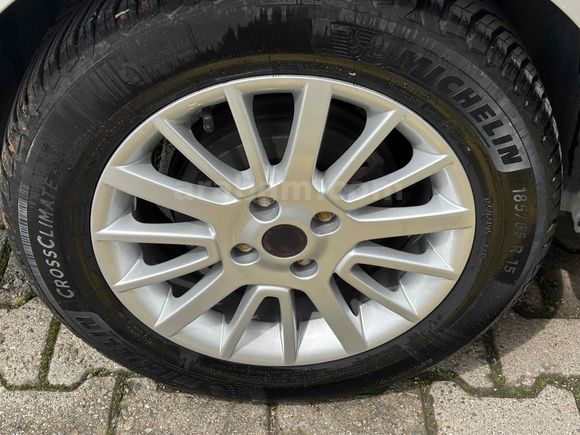 Sahibinden Fiat Linea 1.4 Fire Dynamic 2009 Model 