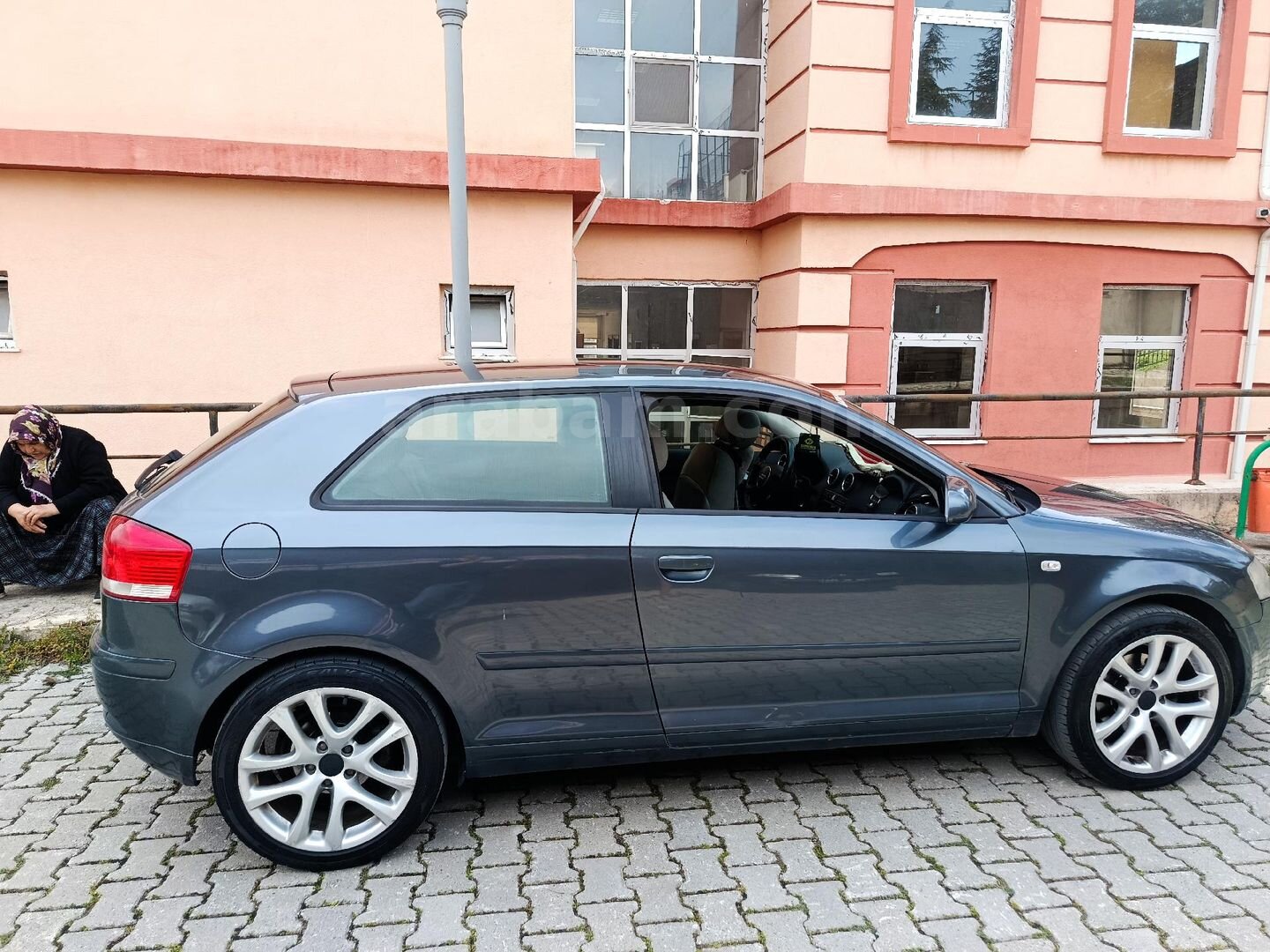Sahibinden Audi A3 Sportback 1.6 Attraction 2004 Model Yozgat 294.500 km Gri 3