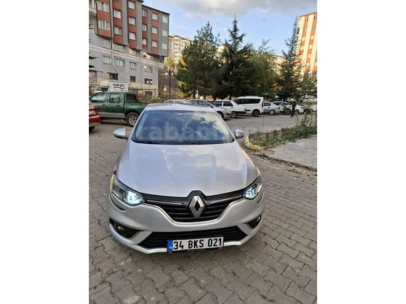 Sahibinden Renault Megane 1.5 dCi  Touch 2018 Model