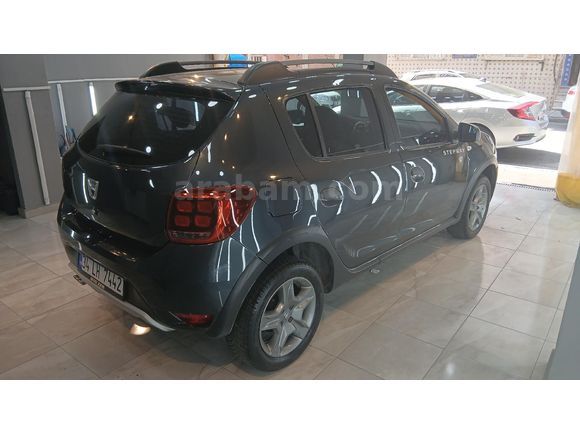 Sahibinden Dacia Sandero 0.9 TCe Stepway 2017 Model