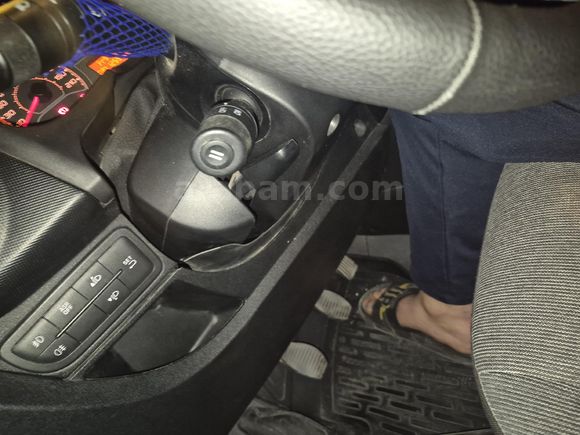 Sahibinden Fiat Fiorino Combi 1.3 Multijet Premio 2016 Model