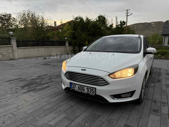 Sahibinden Ford Focus 1.0 GTDi Titanium 2015 Model 