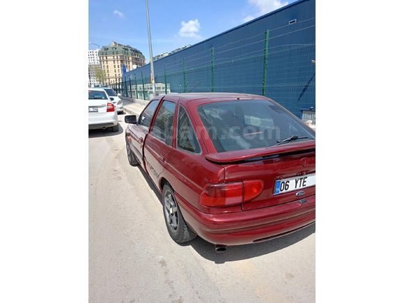 Sahibinden Ford Escort 1.6 CLX 1994 Model