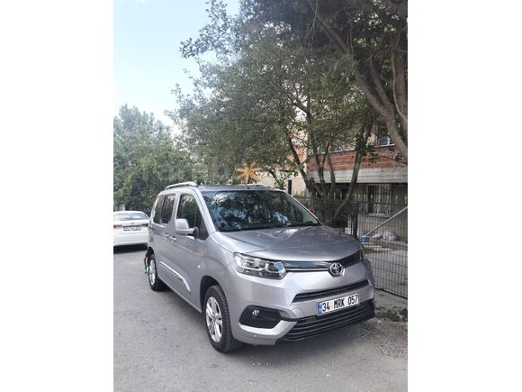 ACİL SAHIBINDEN GARAJ ARABASI