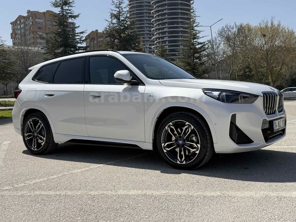 Galeriden BMW X1 xDrive25e M Sport 2025 Model Ankara 6.001 km