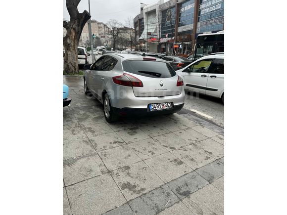 Sahibinden Renault Megane 1.5 dCi Expression 2010 Model 