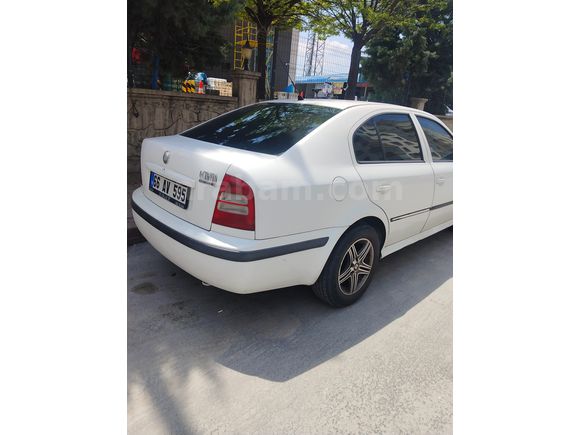 Sahibinden Skoda Octavia 1.6 Ambiente 2004 Model 