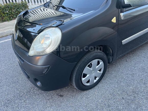 Sahibinden Renault Kangoo Multix 1.5 dCi Authentique 2009 Model Antalya
