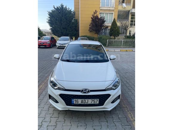 DEĞİŞENSİZ BOYASIZ HASAR KAYITSIZ i20