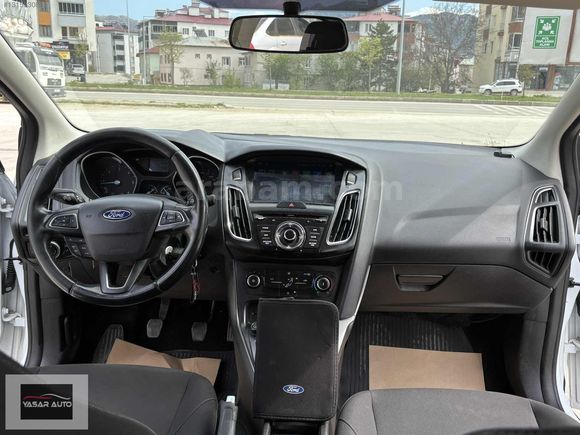 /YAŞAR AUTO/HATASIZ BOYASIZ TRAMERSİZ FOCUS+TESLA EKRAN