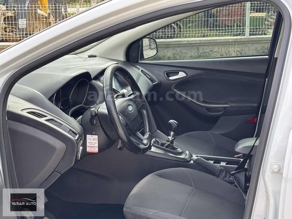 /YAŞAR AUTO/HATASIZ BOYASIZ TRAMERSİZ FOCUS+TESLA EKRAN